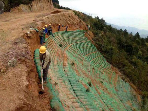 生態(tài)袋護坡工程